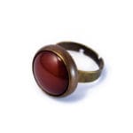 Petite bague rétro marron