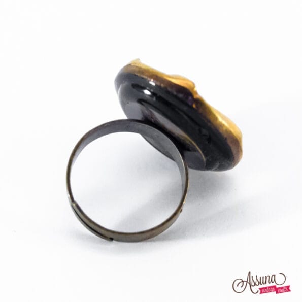 Golden Marcelle ring back