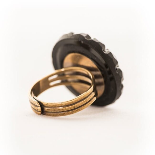 Black Gilberte ring