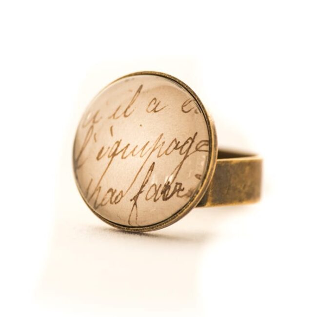 Vintage postcard ring Manuscript