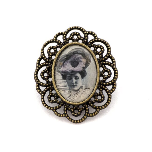 Broche Carte postale vintage Portrait Femme Chapeau