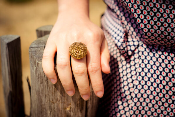 Bague Garance dorée - bouton ancien - Look