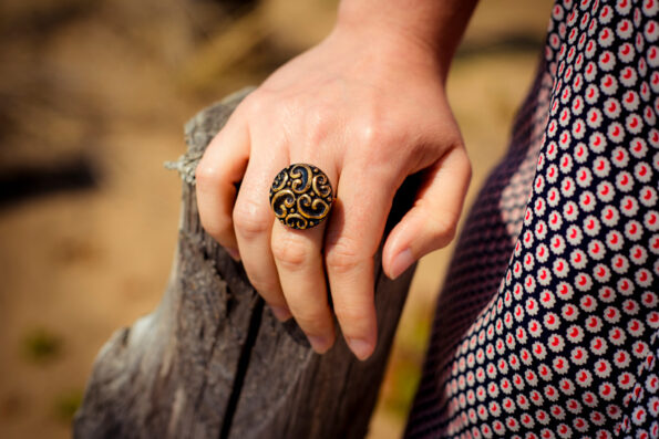 Bague Thelma dorée - Look