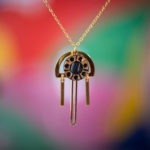 Assuna Medusa Aurélia collier Noa noir et or – bijou vintage bouton ancien rétro collier ajouré collier léger bijou unique