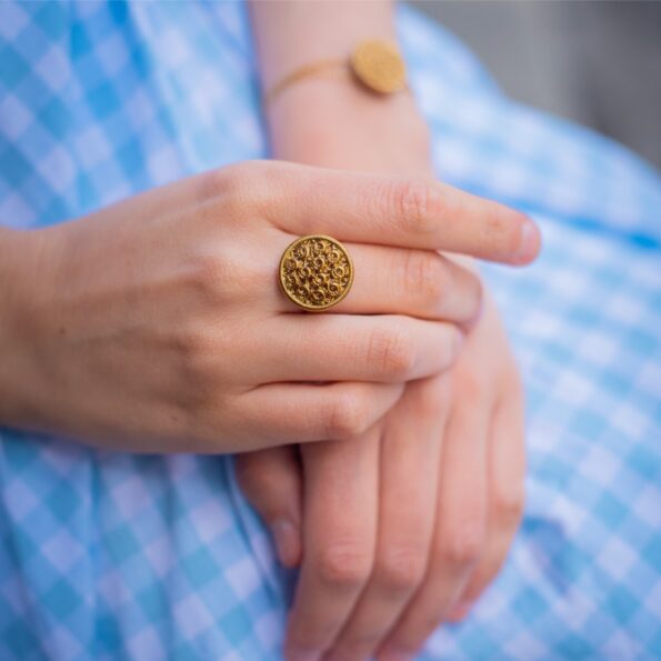 Petite bague Aurore - bouton ancien 1940 - Assuna - bijoux d'inspiration vintage