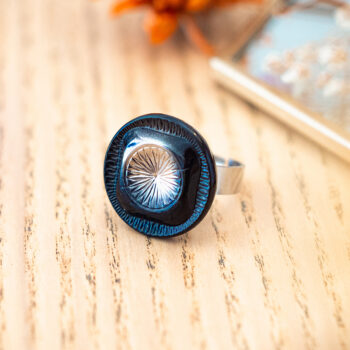 Grande bague Clara - Assuna Vintage Crafts - bague argentée style rétro, bague art déco, bague vintage argenté pour femme, bijoux bagues rétro argentés faits main en pièce unique, bague au style rétro, bague vintage fait main, bague cadeau