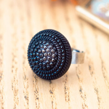 Grande bague Isild argentée - Assuna Vintage Crafts - bague argentée style rétro, bague art déco, bague vintage argenté pour femme, bijoux bagues rétro argentés faits main en pièce unique, bague au style rétro, bague vintage fait main, bague cadeau