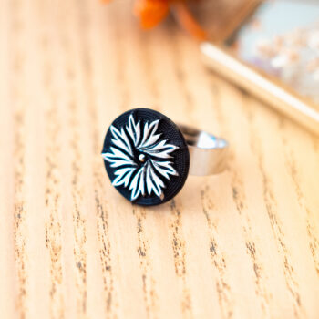 Petite bague Octavie - Assuna Vintage Crafts - bague argentée style rétro, bague art déco, bague vintage argenté pour femme, bijoux bagues rétro argentés faits main en pièce unique, bague au style rétro, bague vintage fait main, bague cadeau