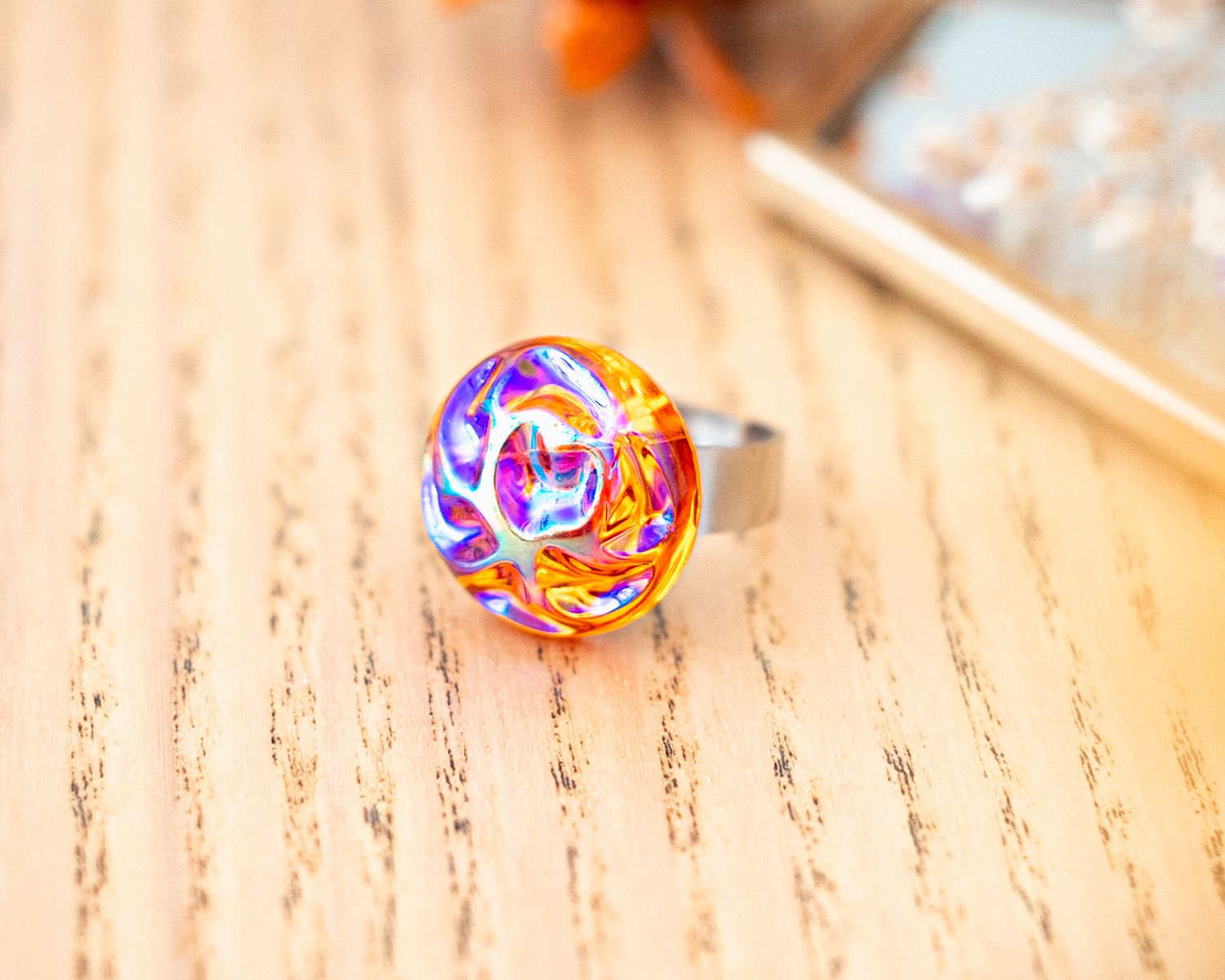 Petite bague Ondine orange - Assuna Vintage Crafts - bague argentée style rétro, bague art déco, bague vintage argenté pour femme, bijoux bagues rétro argentés faits main en pièce unique, bague au style rétro, bague vintage fait main, bague cadeau Petite bague Ondine orange - Assuna Vintage Crafts - bague argentée style rétro, bague art déco, bague vintage argenté pour femme, bijoux bagues rétro argentés faits main en pièce unique, bague au style rétro, bague vintage fait main, bague cadeau