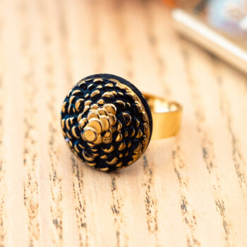 Petite bague Aliénor - Assuna Vintage Crafts - bague dorée style rétro, bague art déco, bague vintage doré pour femme, bijoux bagues rétro dorés faits main en pièce unique, bague au style rétro, bague vintage fait main, bague cadeau