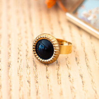 Petite bague Eva dorée - Assuna Vintage Crafts - bague dorée style rétro, bague art déco, bague vintage doré pour femme, bijoux bagues rétro dorés faits main en pièce unique, bague au style rétro, bague vintage fait main, bague cadeau