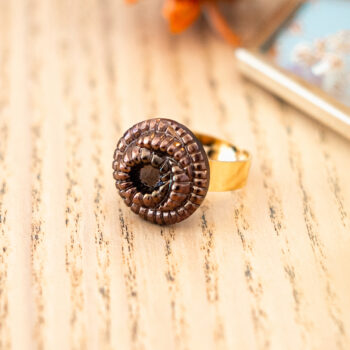 Petite bague Faustine bronze - Assuna Vintage Crafts - bague dorée style rétro, bague art déco, bague vintage doré pour femme, bijoux bagues rétro dorés faits main en pièce unique, bague au style rétro, bague vintage fait main, bague cadeau