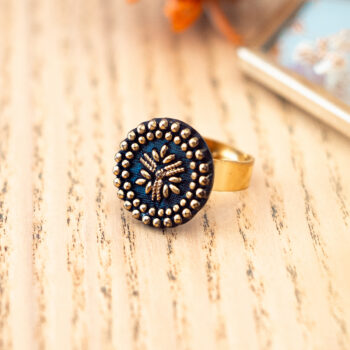 Petite bague Maud - Assuna Vintage Crafts - bague dorée style rétro, bague art déco, bague vintage doré pour femme, bijoux bagues rétro dorés faits main en pièce unique, bague au style rétro, bague vintage fait main, bague cadeau