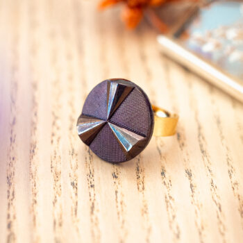 Grande bague Angèle bronze - Assuna Vintage Crafts - bague dorée style rétro, bague art déco, bague vintage doré pour femme, bijoux bagues rétro dorés faits main en pièce unique, bague au style rétro, bague vintage fait main, bague cadeau