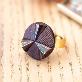 Grande bague Angèle bronze - Assuna Vintage Crafts - bague dorée style rétro, bague art déco, bague vintage doré pour femme, bijoux bagues rétro dorés faits main en pièce unique, bague au style rétro, bague vintage fait main, bague cadeau