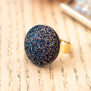 Grande bague Esmée - Assuna Vintage Crafts - bague dorée style rétro, bague art déco, bague vintage doré pour femme, bijoux bagues rétro dorés faits main en pièce unique, bague au style rétro, bague vintage fait main, bague cadeau