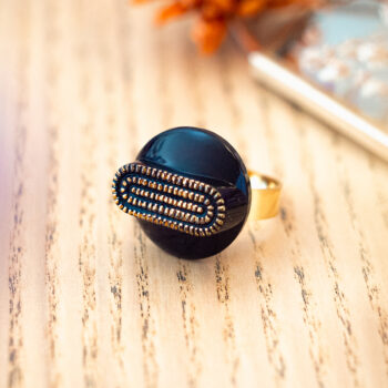 Grande bague Georgette dorée - Assuna Vintage Crafts - bague dorée style rétro, bague art déco, bague vintage doré pour femme, bijoux bagues rétro dorés faits main en pièce unique, bague au style rétro, bague vintage fait main, bague cadeau