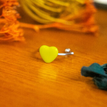 Bague fine Barbara jaune néon argentée - bague boutons ancien cœur - bague coeur - bague saint-valentin