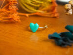 Bague fine Barbara turquoise dorée – bague boutons ancien cœur – bague coeur – bague saint-valentin